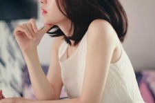 陆丰爱摄影逃求时髦模特一兼职(时髦多气概兼职网拍)