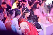 陆丰汉服模特兼职(想做汉服模特去哪里找)