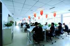 陆丰成都雇用伴游司机(雇用成都客运班车旅游司机)