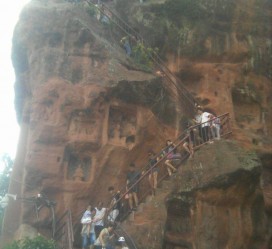 陆丰乐山旅游攻略(乐山旅游攻略自由行路线推荐)