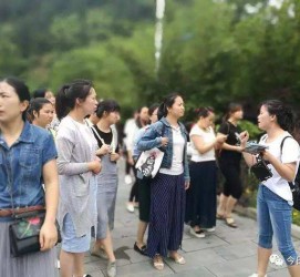 陆丰中国的曲男伴游的简单介绍