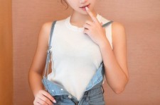 陆丰包含上海兼职女伴游模特预约小薇微信的词条