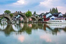 陆丰上海旅游攻略(上海旅游攻略手抄报)