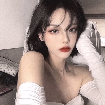 陆丰伴游女生李幻极的资料