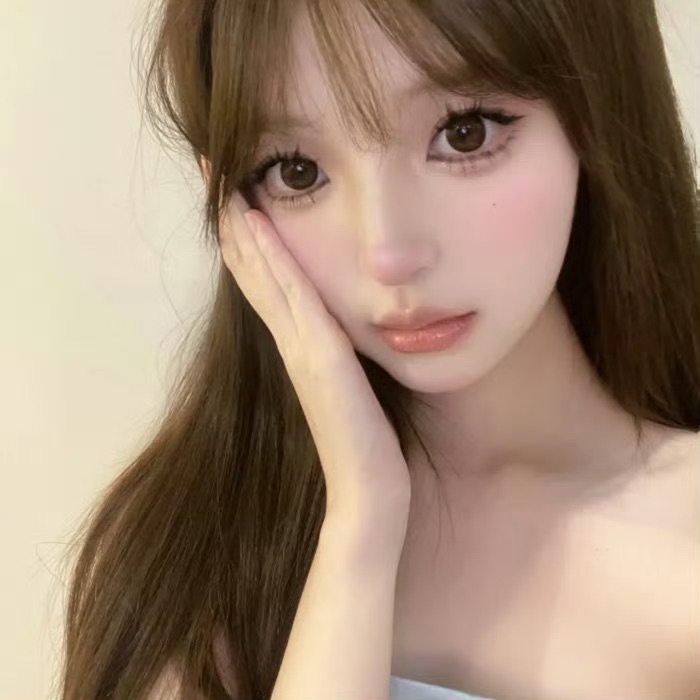 陆丰伴游女生星晚的资料