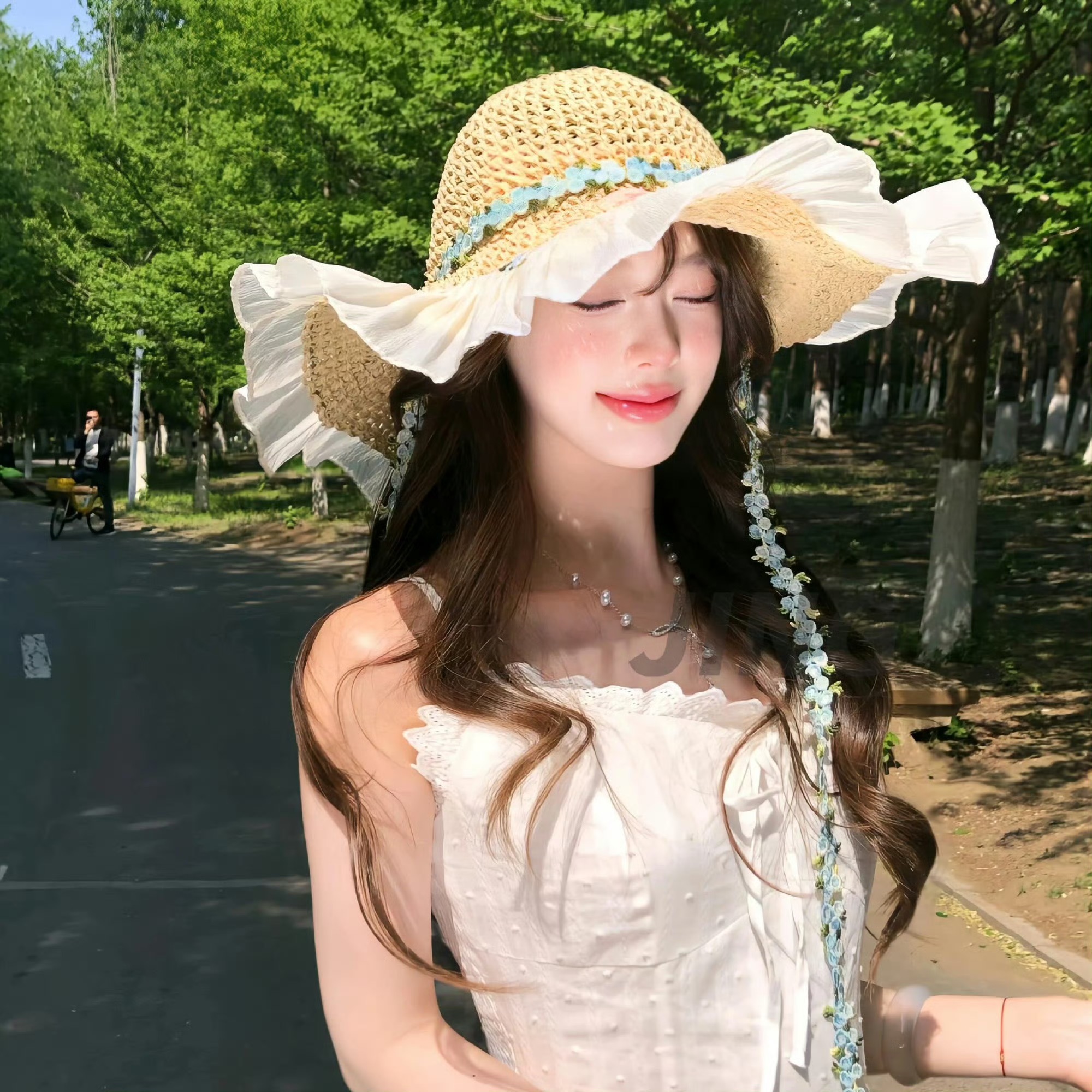 陆丰伴游女生许曼姿的资料