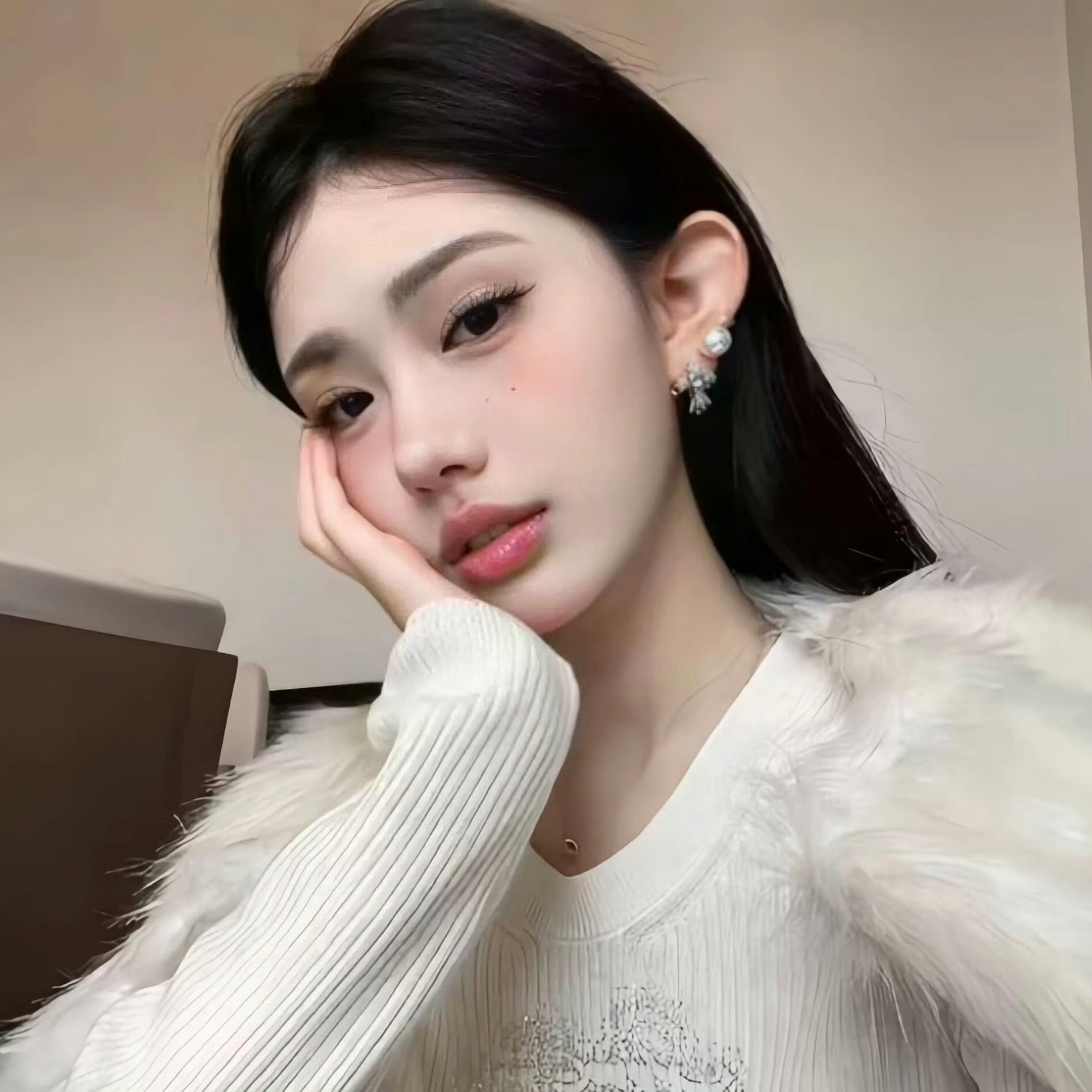 陆丰伴游女生沈梦蝶的资料
