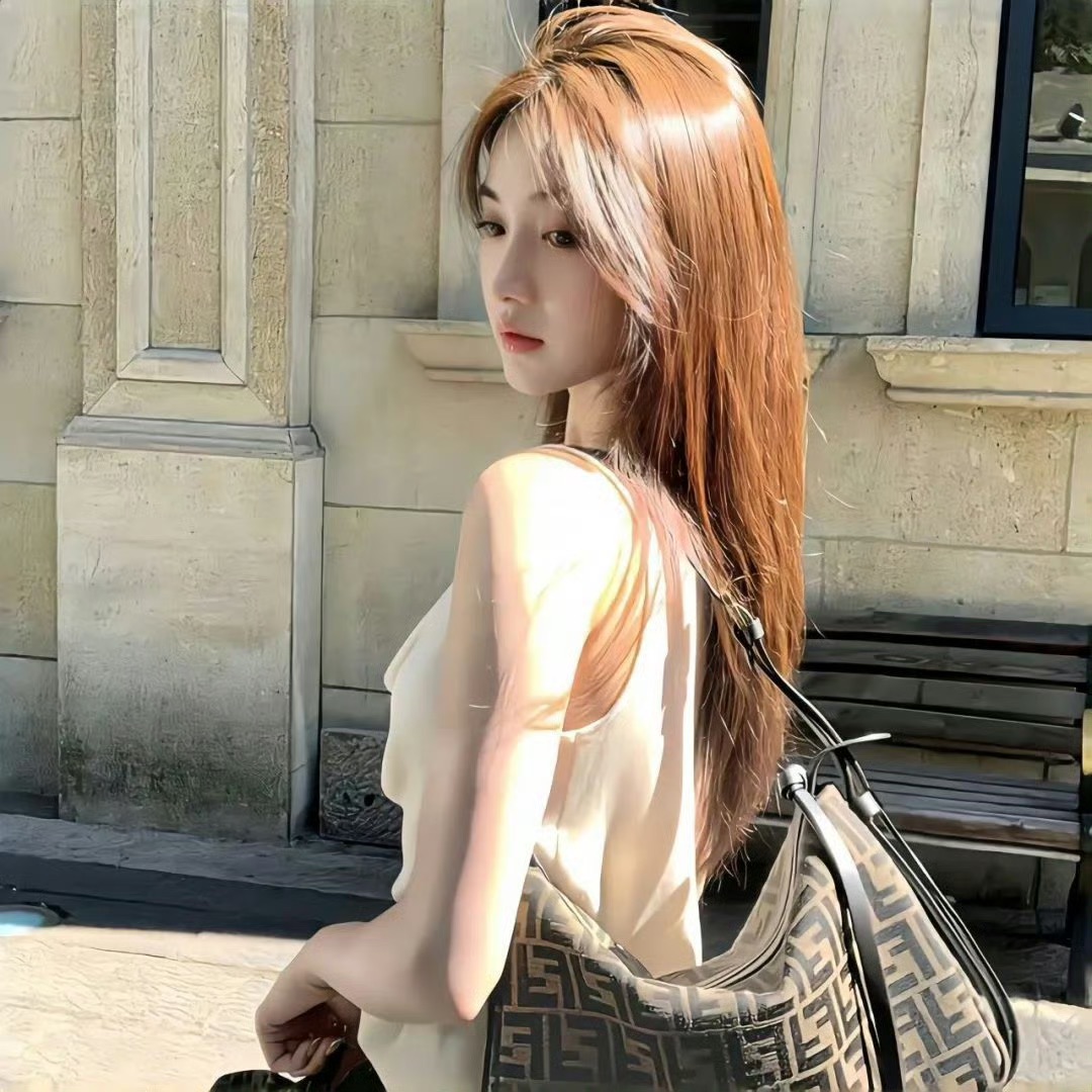 陆丰伴游女生夏夏的资料