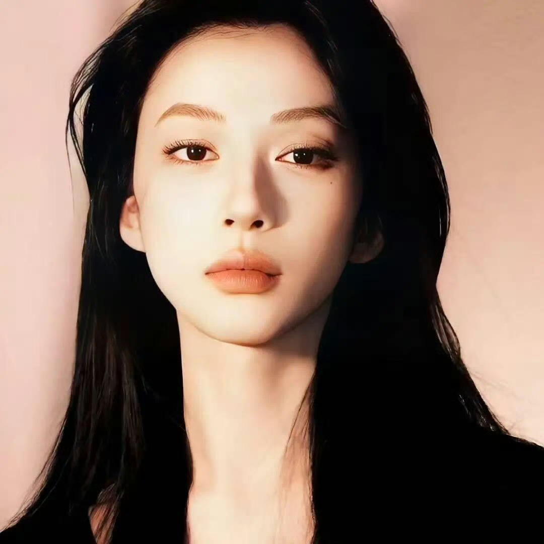 陆丰伴游女生佘锦的资料